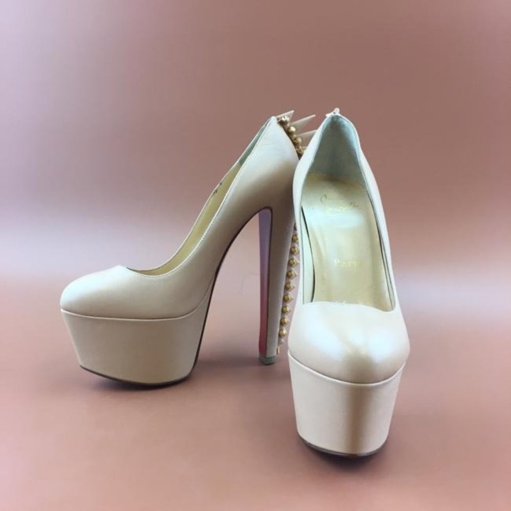 louboutin eloise pump